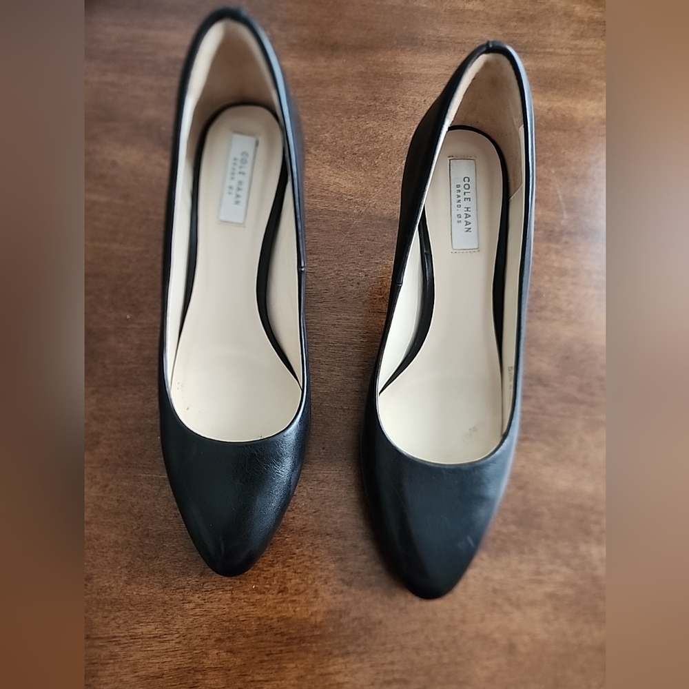 Cole Haan Black Leather Size 5 Heels